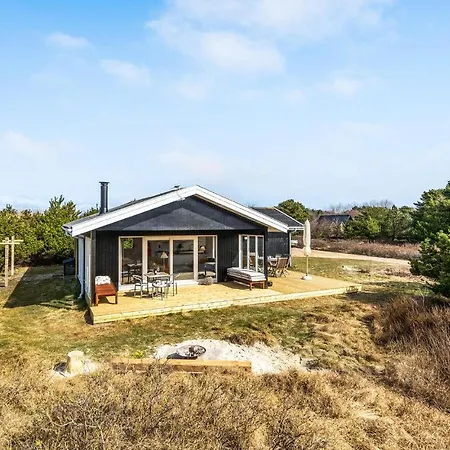3 Bedroom Amazing In Casa vacanze